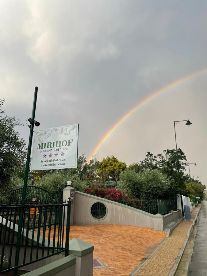 Hotel Mirihof Retreat And Olive Estate Montagu Exterior foto